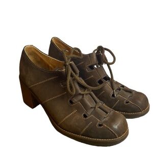 Dorothy Gaynor Brown Leather Lace Up Blocked Heel Ankle Bootie EU 38 or US 7.5